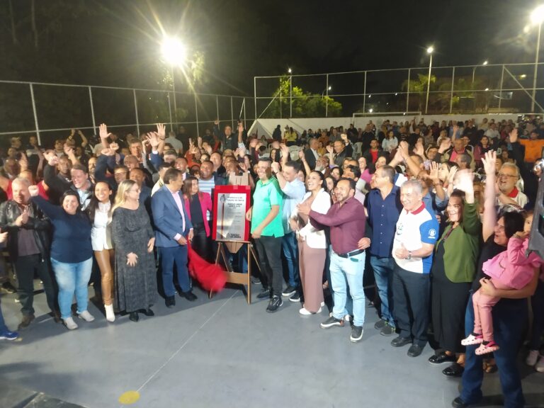 Primeira fase do Parque Linear Ponte Alta é inaugurada e 58 famílias recebem título de propriedade na mesma ocasião